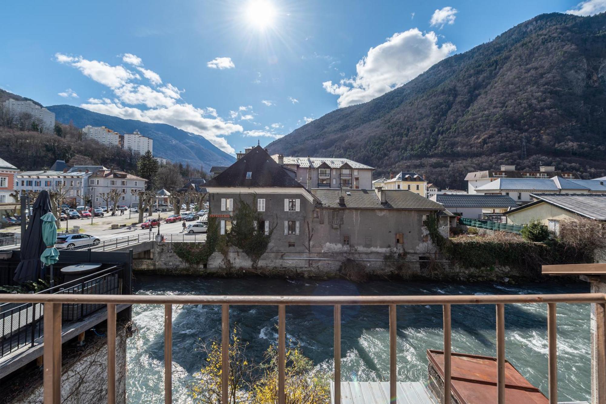 Appartement T2 "Le De Funes" Moutiers  Extérieur photo